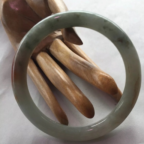H901) Antique BURMA JADITE bangle bracelet w/saddl